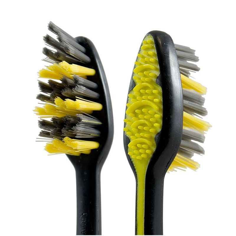 Зубная щетка Зиг Заг с древесным углем средняя Colgate, 1 шт