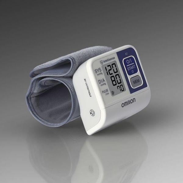 Тонометр R2 автоматический на запястье Omron, 1 шт