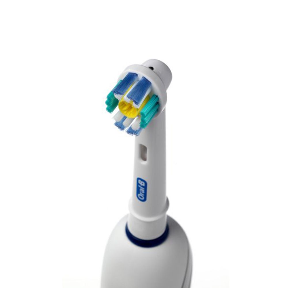 Насадки для электрической зубной щетки 3D White Oral-B, 2 шт