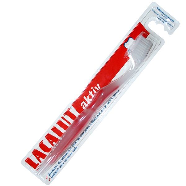 Мягкая зубная щетка против кровоточивости десен и для их массажа Lacalut Aktiv