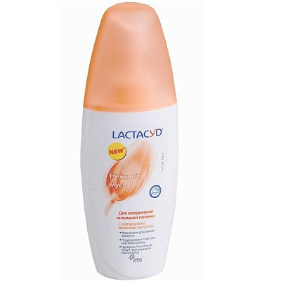 Нежный мусс для ежедневной интимной гигиены Lactacyd Femina, 150 мл